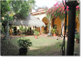 Posada del Hidalgo / El Fuerte